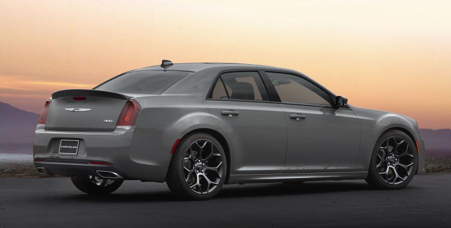  Chrysler 300S Sport Appearance Package (LX2) 2016 года  (фото 25 из 27)